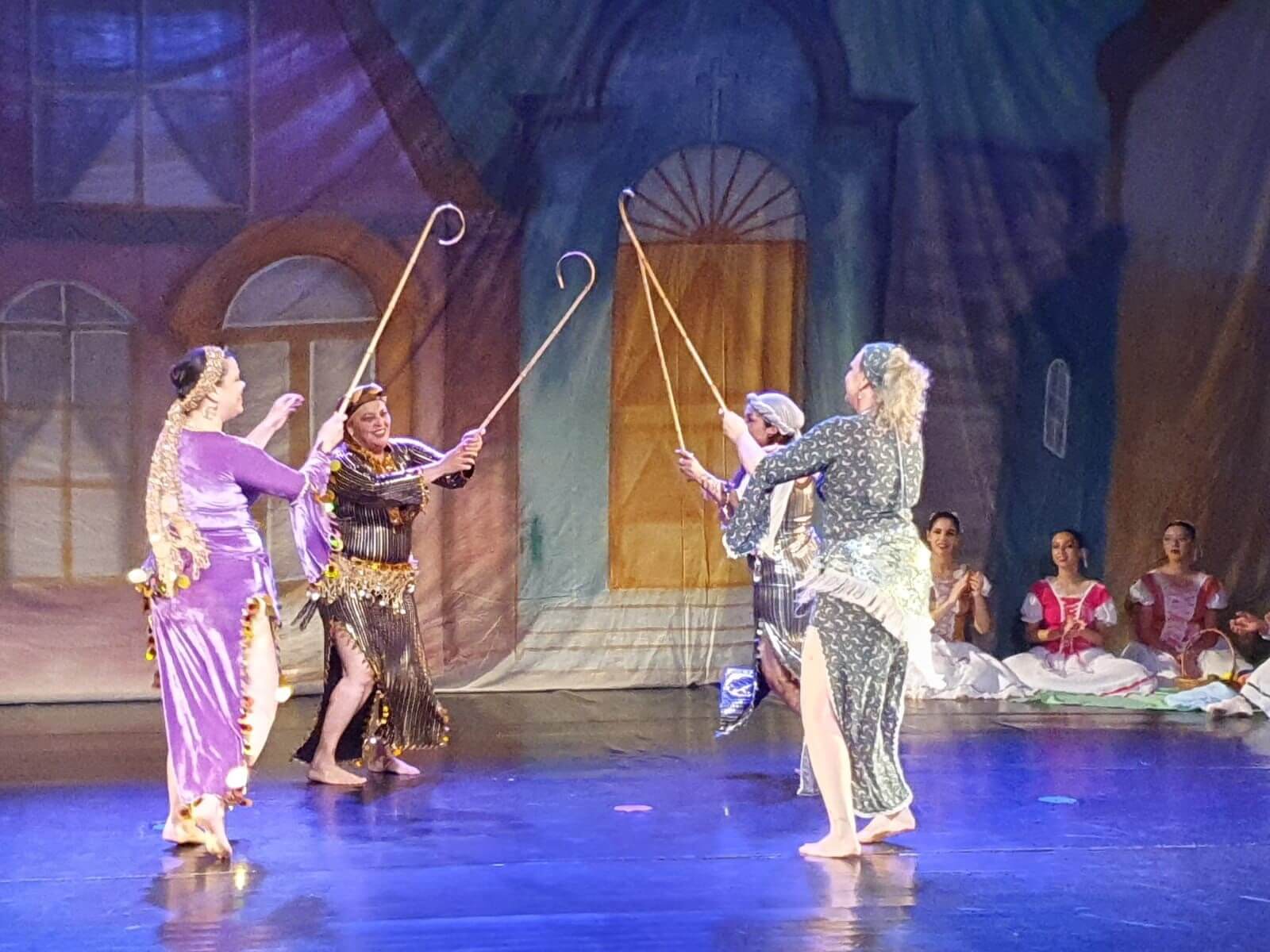 LA FILLE MAL GARDÉE 2